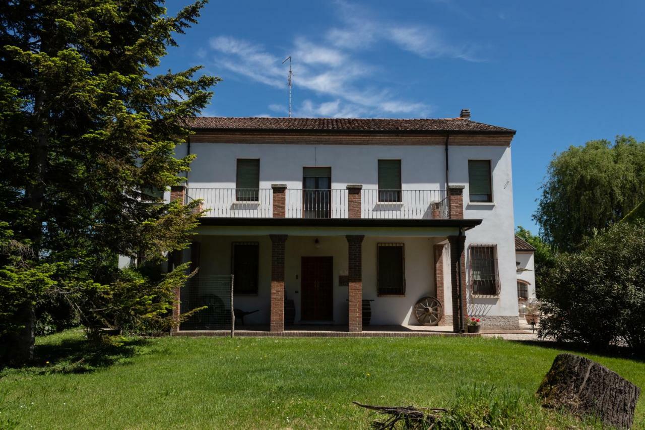 Agriturismo Ca Rossa Pegognaga 外观 照片